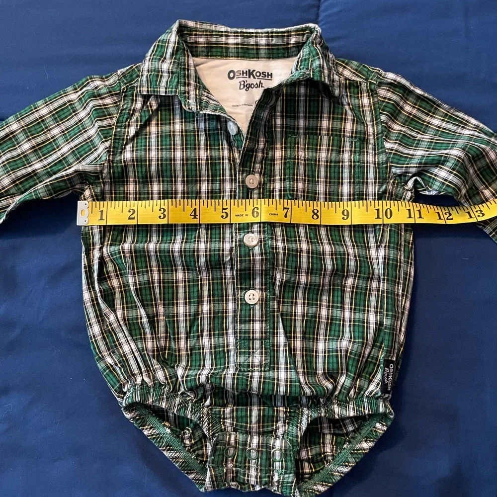 🦋$5🦋 OshKosh 9m green and white plaid button-up collared one-piece